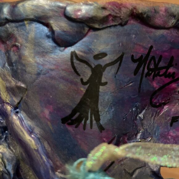 Mardi Gras Mask Butterfly Handcrafted Signed Iridescent Purple Gold - Picture 9 of 12